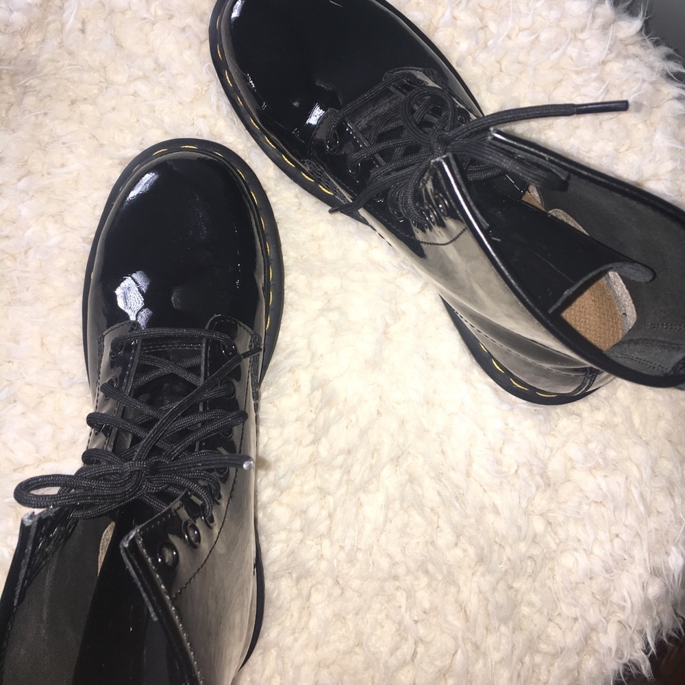 SOLD !!Black patent Dr. Martens